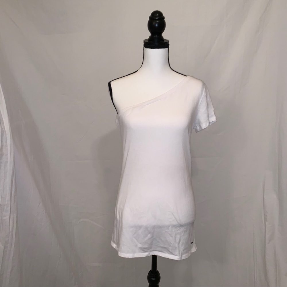 White T-shirt